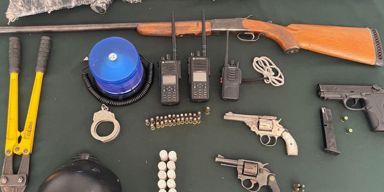 Cabildo: Carabineros logra detener a 3 delincuentes por robo con violencia