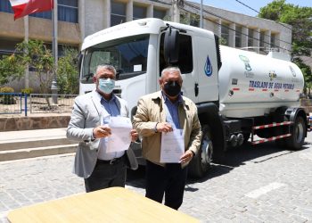 Comuna de Petorca recibe primeros camiones aljibes financiados por el Gobierno Regional de Valparaíso para ir en apoyo ante crisis hídrica