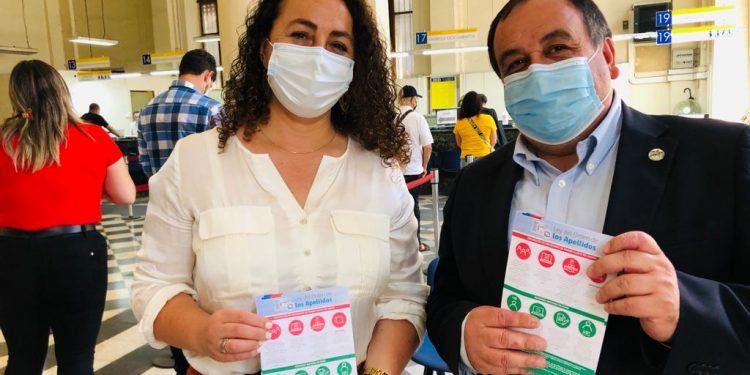 Ya se encuentra vigente la ley que permite cambiar el orden de los apellidos