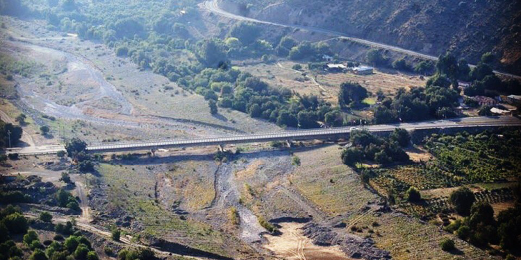 Desigualdad hídrica en la Provincia de Petorca: Estudio revela que proveedores de agua de camiones aljibe son agricultores de la misma zona
