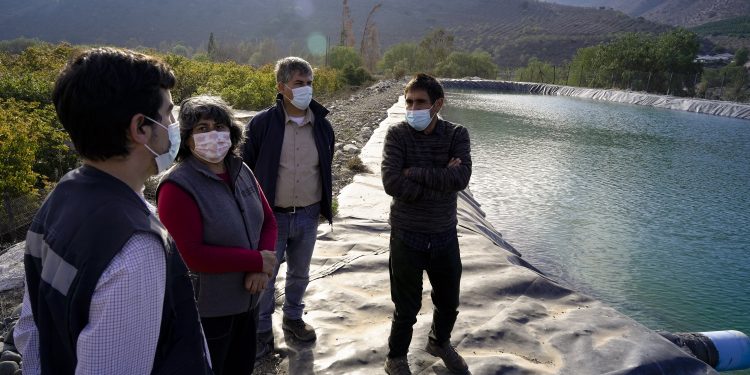 EN HIERRO VIEJO VUELVEN A TENER AGUA GRACIAS A EJEMPLAR ORGANIZACIÓN DE AGRICULTORES