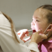 Pediatras del Hospital Dr. Gustavo Fricke SSVQ llaman a los padres a evitar lugares concurridos con sus niños este invierno