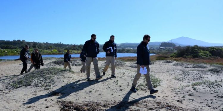 Ministros del Segundo Tribunal Ambiental realizaron visita inspectiva al humedal urbano Estuario Los Molles.