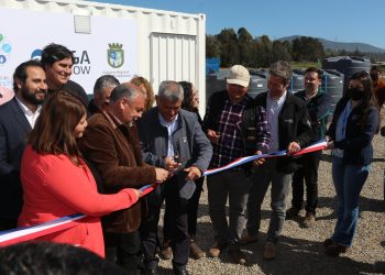 En las Salinas de Pullally se inauguró la  primera planta desalinizadora modular para uso agrícola.