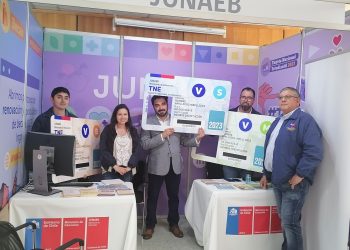 Junaeb llama a estudiantes que ingresan este año a la educación superior a tomarse la foto para su nueva TNE.