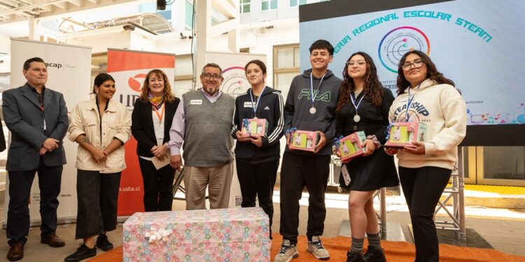 Estudiantes de liceo de JMB Petorca realizan pasantía internacional a México gracias a Proyecto FIC Región del Saber: Científicos y Científicas para el Futuro