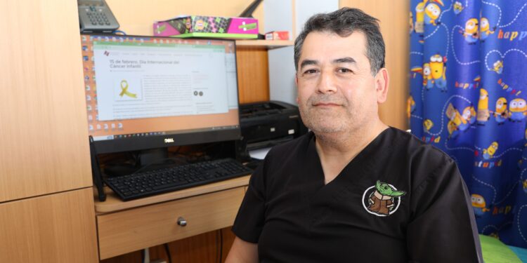 Pediatra oncólogo del van Buren destaca los desafíos en el abordaje del cáncer infantil para el 2025.
