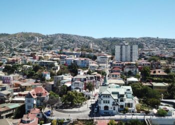Minvu anuncia la próxima apertura de llamado especial de subsidio de arriendo para familias de la Región de Valparaíso.