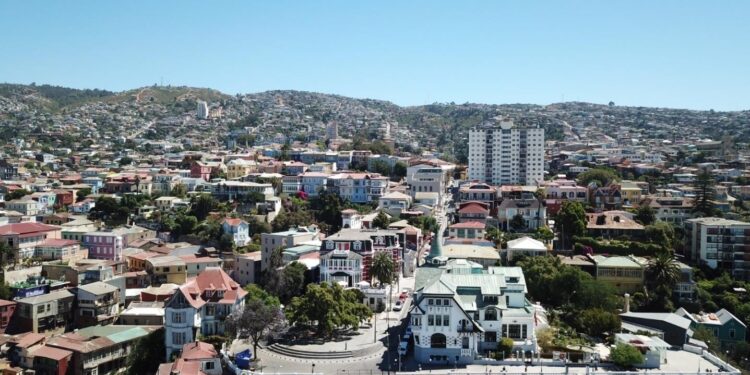 Minvu anuncia la próxima apertura de llamado especial de subsidio de arriendo para familias de la Región de Valparaíso.